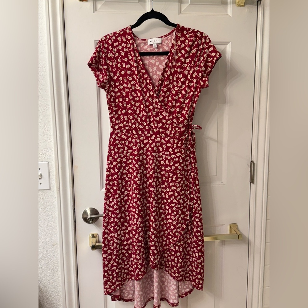 Gilli Red Wrap Sundress with V-Neck and Flutter Sleeves - Picture 1 of 1
